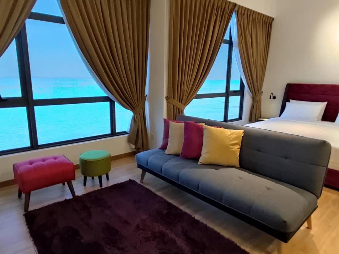 Seaview Studio With King Bed At Imperium Residence, Kuantan Luaran gambar